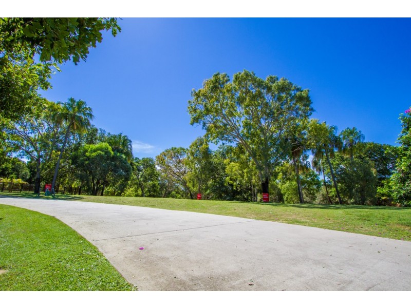 2/12 Ocean Beach Drive, Agnes Water QLD 4677