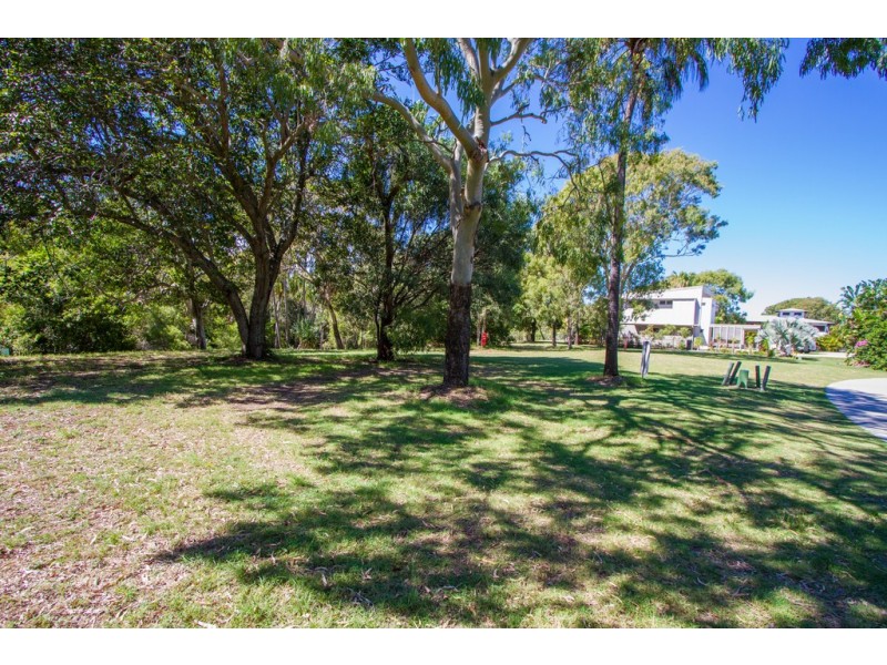 2/12 Ocean Beach Drive, Agnes Water QLD 4677