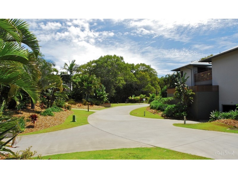 2/12 Ocean Beach Drive, Agnes Water QLD 4677