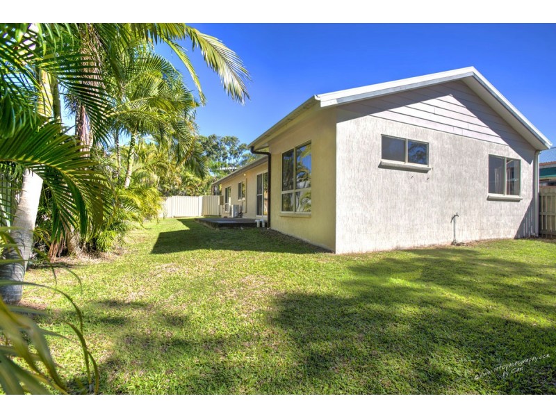 13 Palm Court, Agnes Water QLD 4677