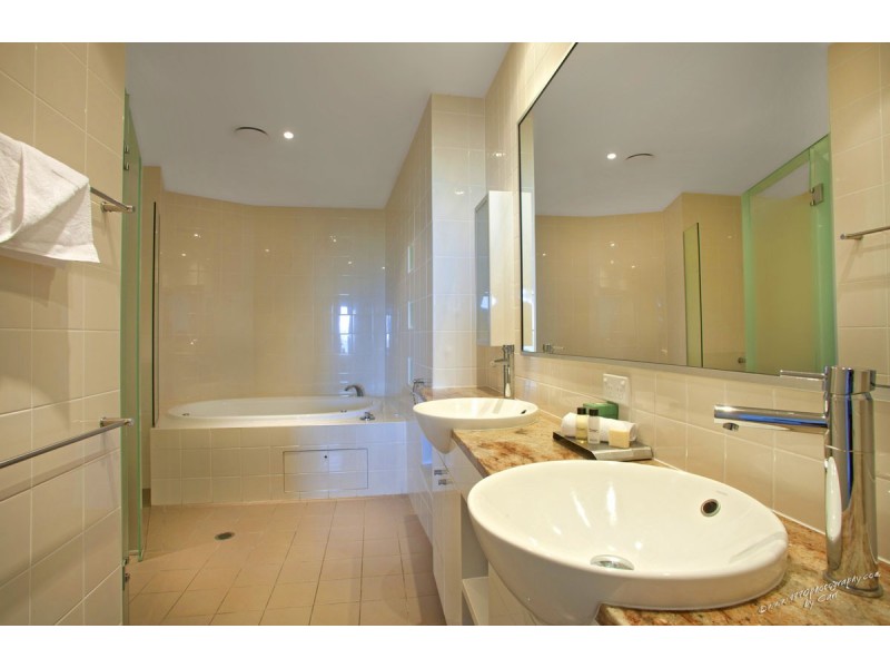 412/1 Beaches Village Circuit, Agnes Water QLD 4677