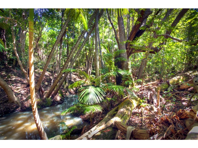 1 Round Hill Road, Captain Creek QLD 4677