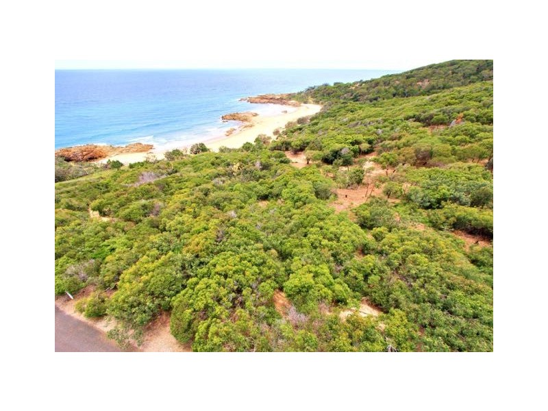 60 Grevillia Close, Agnes Water QLD 4677