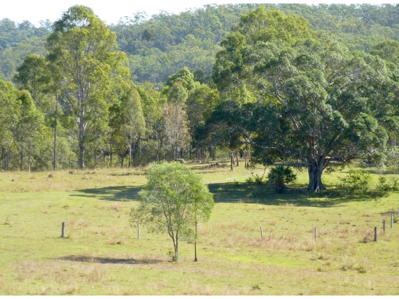63 Logan Road, Colosseum QLD 4677