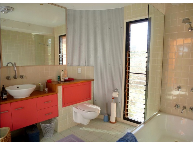 63 Logan Road, Colosseum QLD 4677