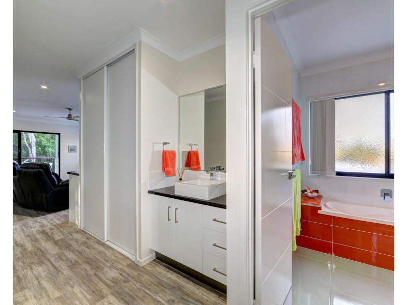 11 Beach Houses, Agnes Water QLD 4677