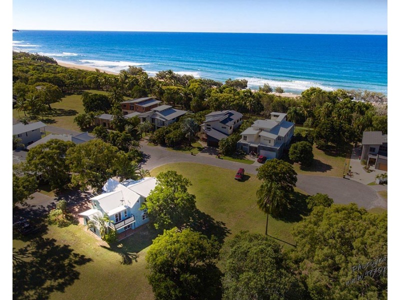 39 BEACH HOUSES ESTATE RD, Agnes Water QLD 4677