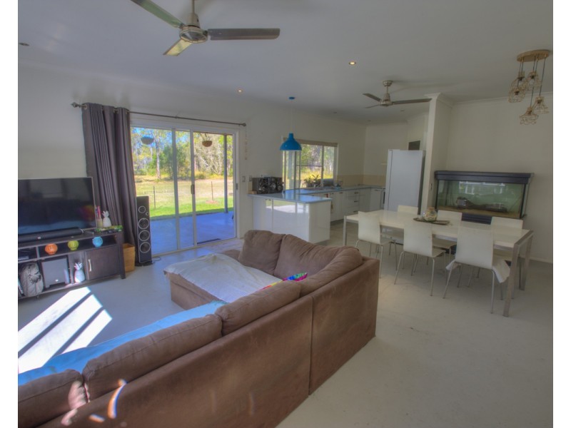 75 Bouch Court, Agnes Water QLD 4677