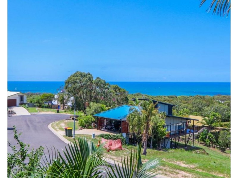 13 WOODROW DR, Agnes Water QLD 4677