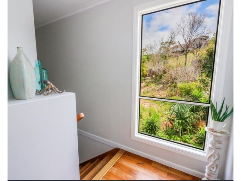 13 WOODROW DR, Agnes Water QLD 4677