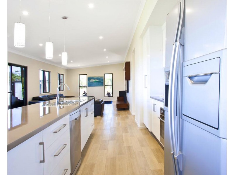 4 The Promenade, Agnes Water QLD 4677
