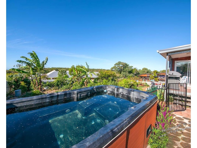 12 Seascape Close, Agnes Water QLD 4677