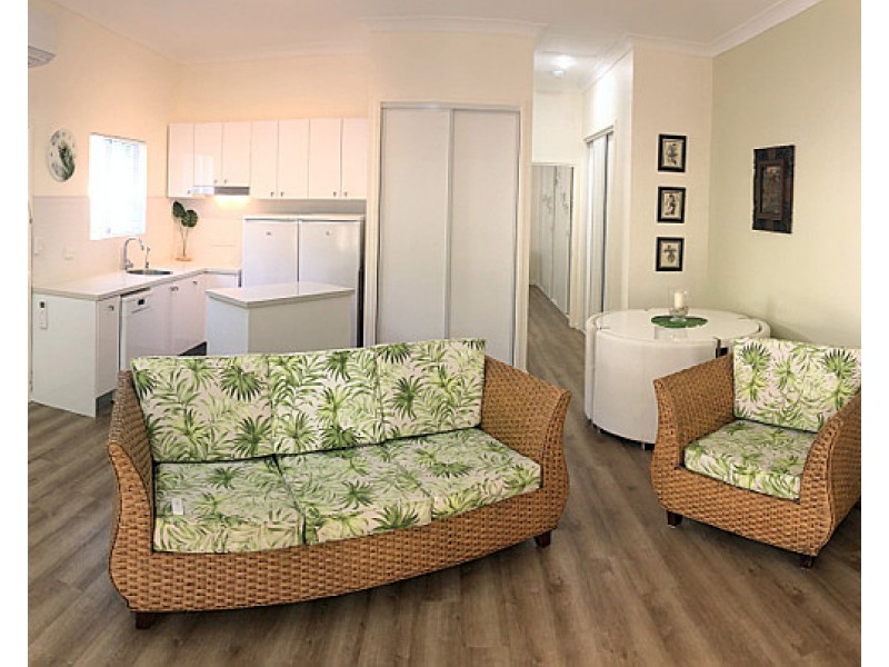 14/40 Captain Cook Drive, Agnes Water QLD 4677