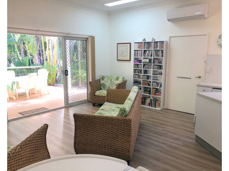 14/40 Captain Cook Drive, Agnes Water QLD 4677