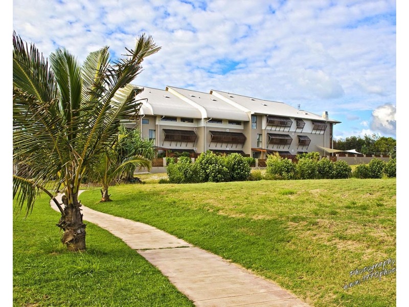 8/27 Northbreak, Agnes Water QLD 4677