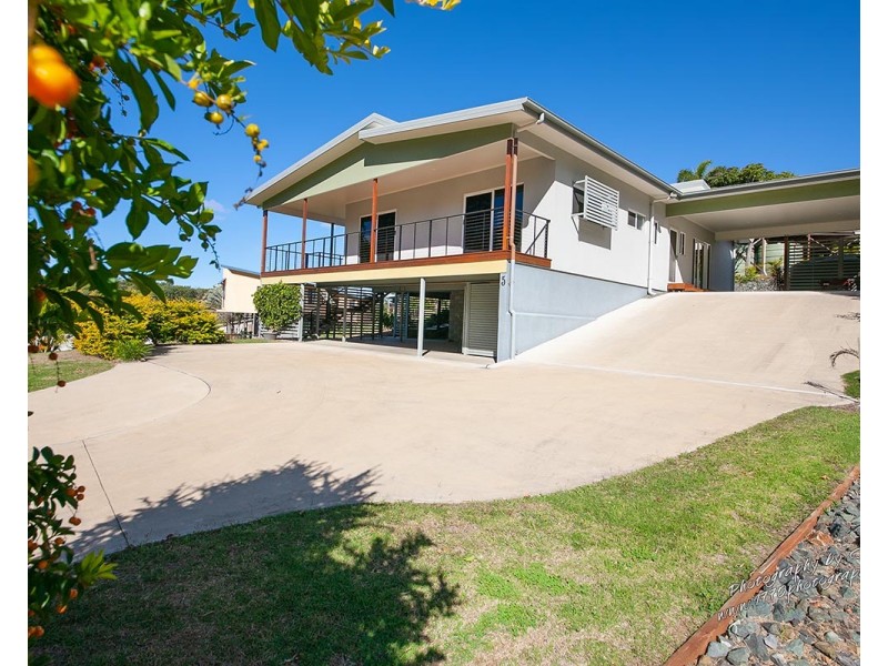 5 Bayview Close, Agnes Water QLD 4677