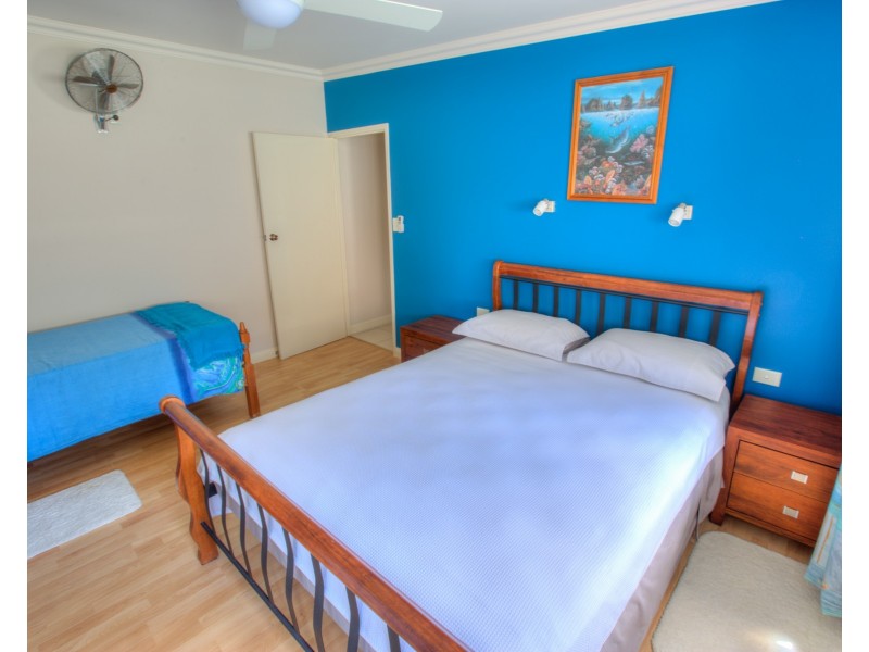 44 BUNKER RD, Round Hill QLD 4677