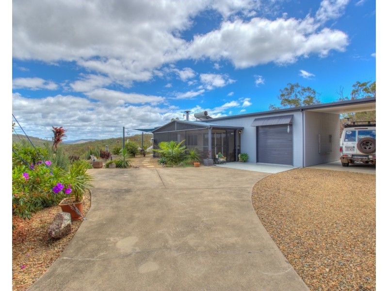 44 BUNKER RD, Round Hill QLD 4677