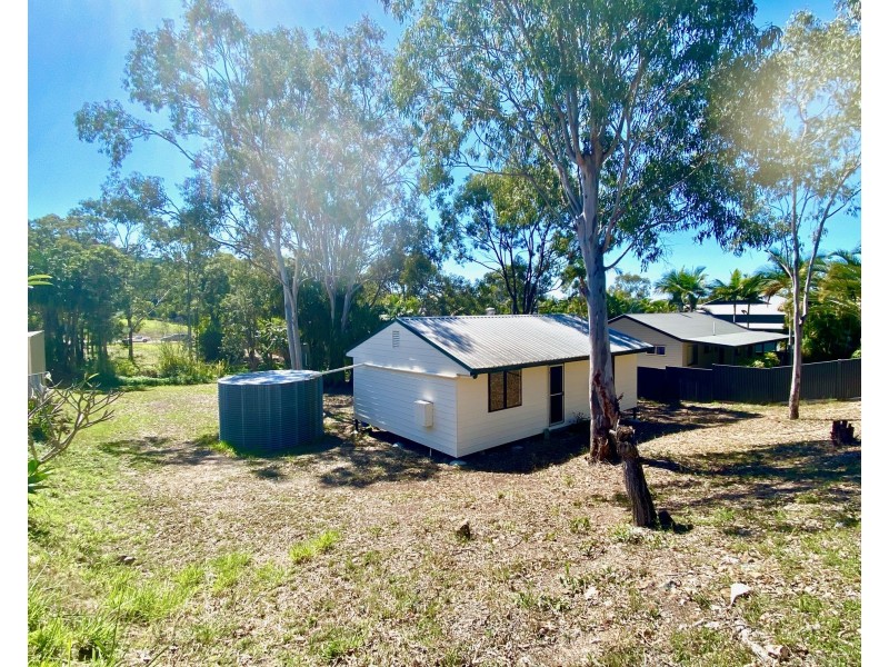 12 SUNLOVER AVE, Agnes Water QLD 4677