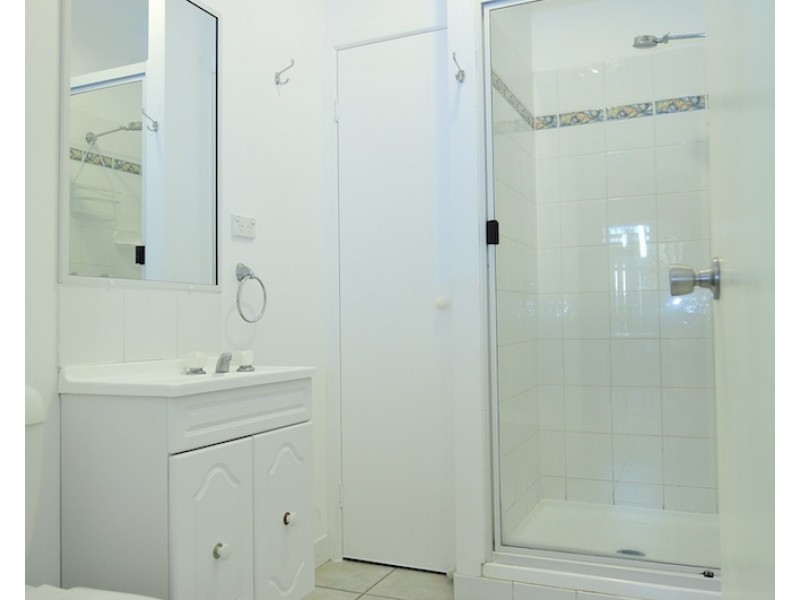 4/52 Captain Cook Drive, Agnes Water QLD 4677