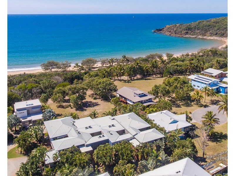 16/4 Ocean Beach Drive, Agnes Water QLD 4677