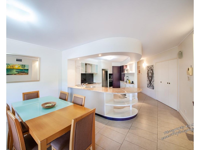 203/4 Beaches Village Circuit, Agnes Water QLD 4677