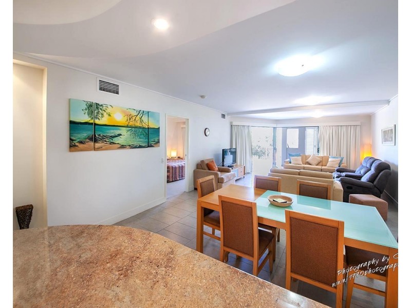 203/4 Beaches Village Circuit, Agnes Water QLD 4677