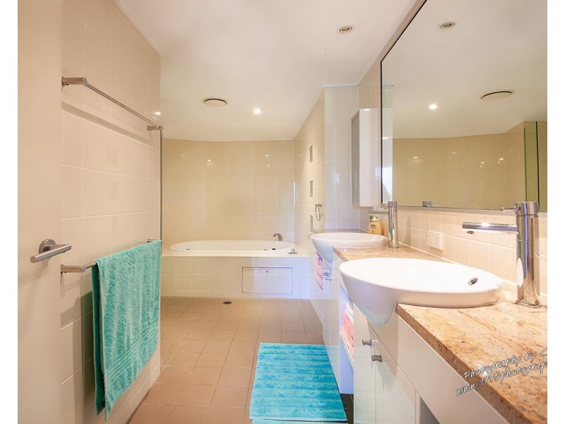 203/4 Beaches Village Circuit, Agnes Water QLD 4677