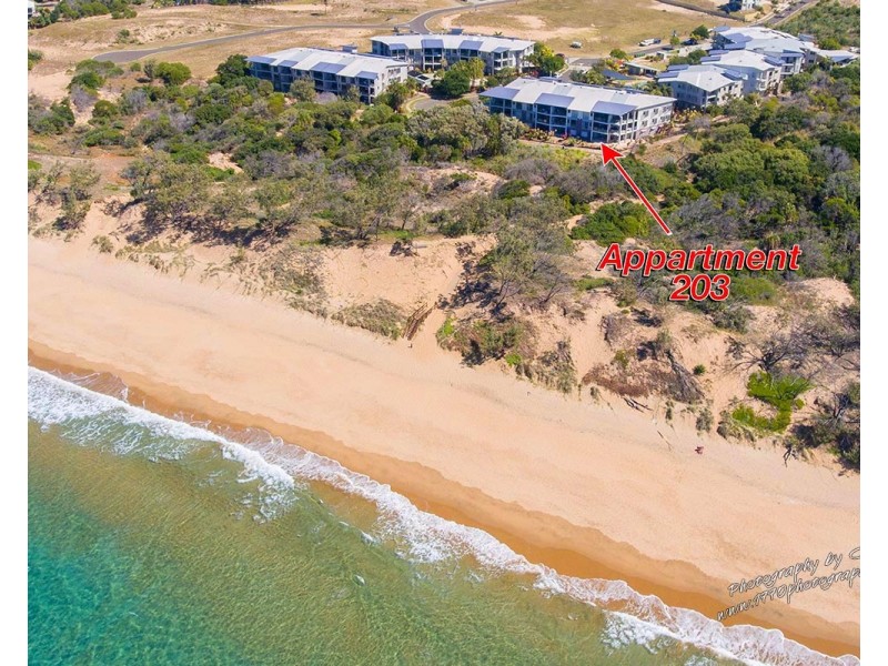 203/4 Beaches Village Circuit, Agnes Water QLD 4677