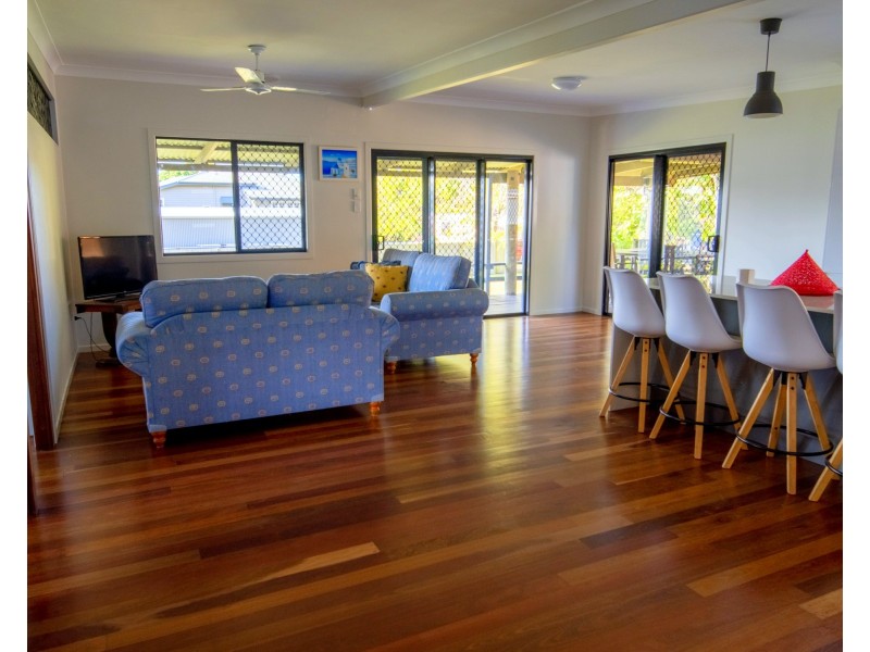 23 Springs Road, Agnes Water QLD 4677
