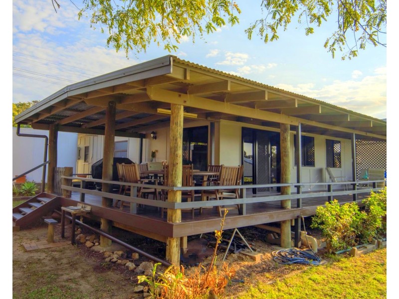23 Springs Road, Agnes Water QLD 4677