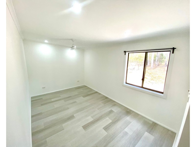 825 Round Hill Road, Captain Creek QLD 4677