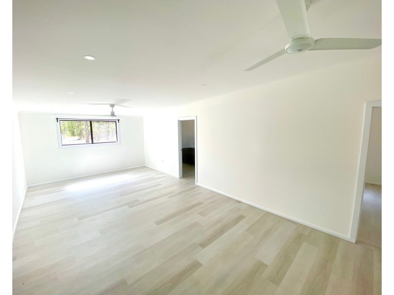 825 Round Hill Road, Captain Creek QLD 4677