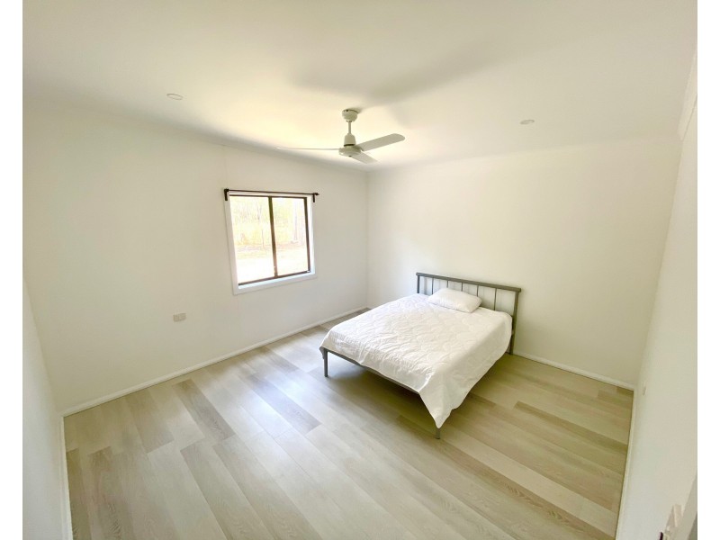 825 Round Hill Road, Captain Creek QLD 4677