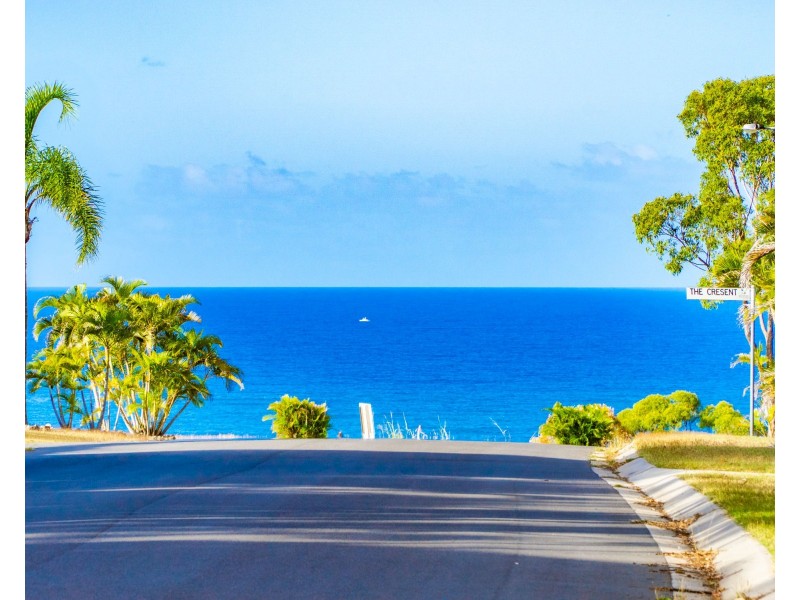 37 Seaspray Drive, Agnes Water QLD 4677