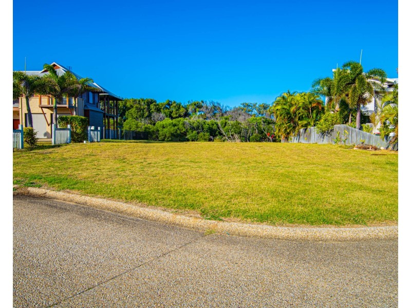 38 Atlantis Boulevard, Agnes Water QLD 4677