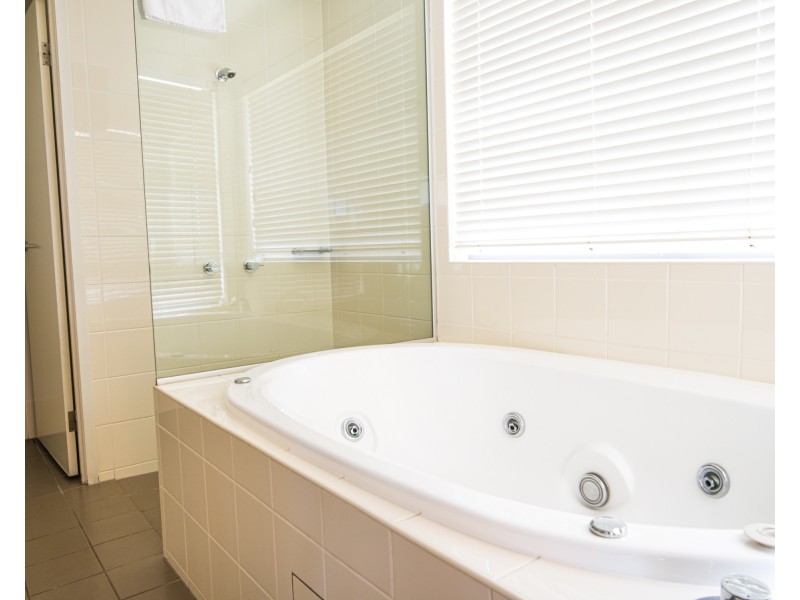 317/2 Beaches Village Circuit, Agnes Water QLD 4677