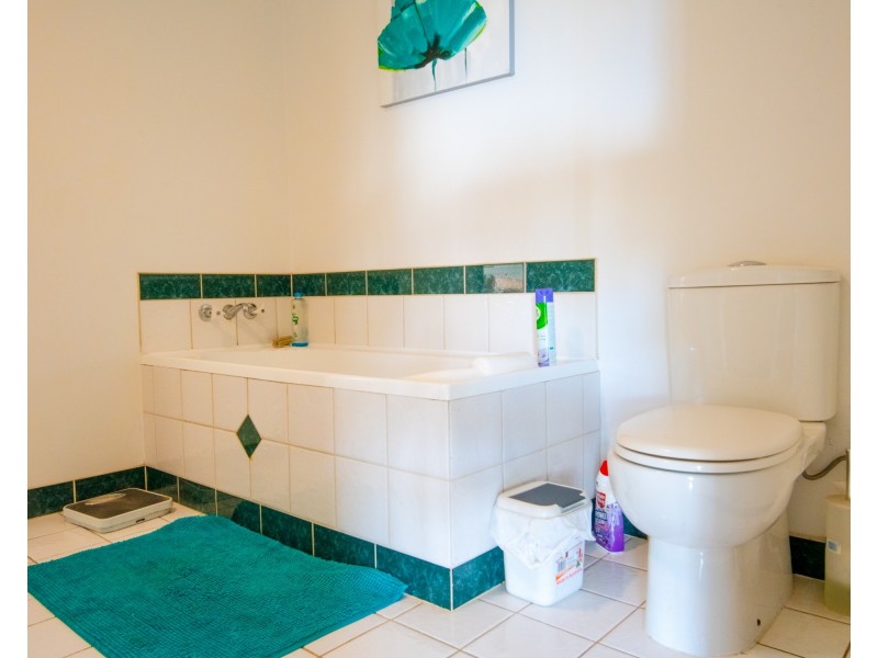 70 Countess Russell Crescent, Agnes Water QLD 4677