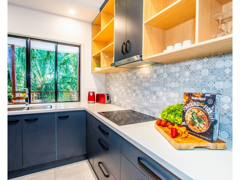 5 Beach Houses Estate Road, Agnes Water QLD 4677