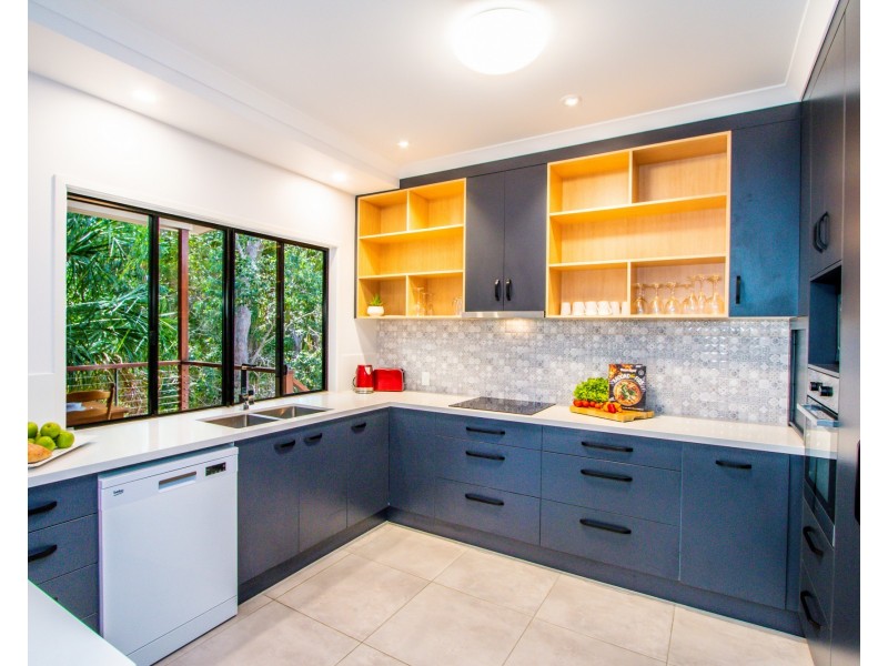 5 Beach Houses Estate Road, Agnes Water QLD 4677