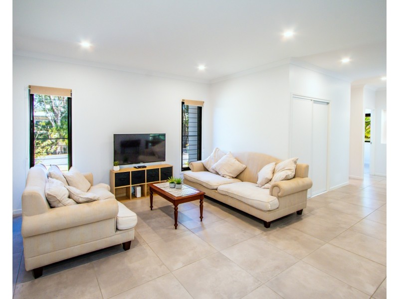 5 Beach Houses Estate Road, Agnes Water QLD 4677