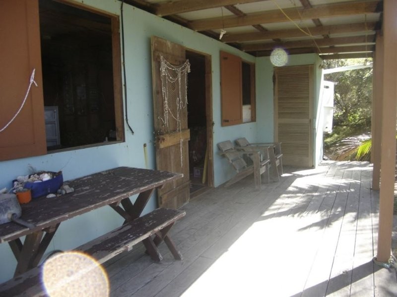 219 Kate Avenue, Deepwater QLD 4674