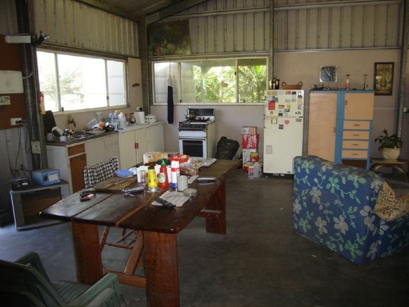 803 Capricornia Drive, Deepwater QLD 4674