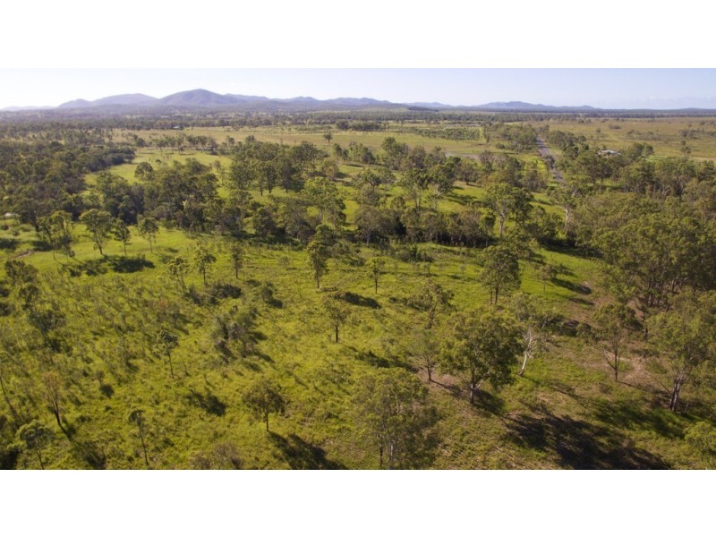 50 Tableland Road, Mount Tom QLD 4677