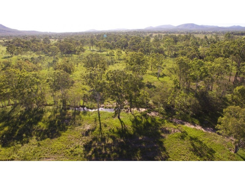 50 Tableland Road, Mount Tom QLD 4677