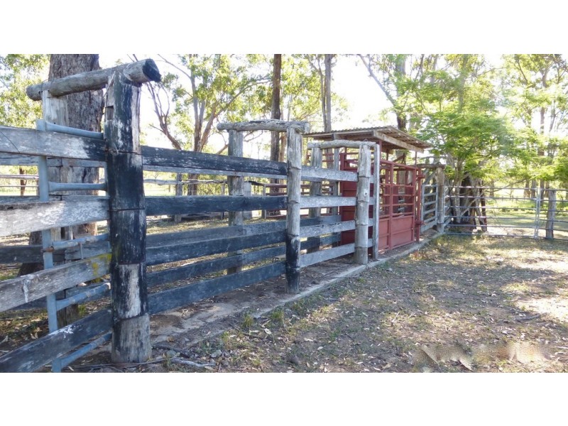 50 Tableland Road, Mount Tom QLD 4677