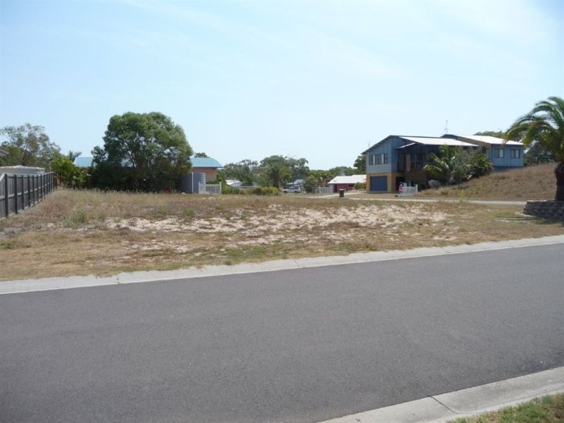 16 Marine Parade, Agnes Water QLD 4677