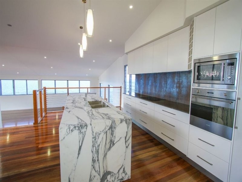 71 Sunrise Close Sunrise, Agnes Water QLD 4677