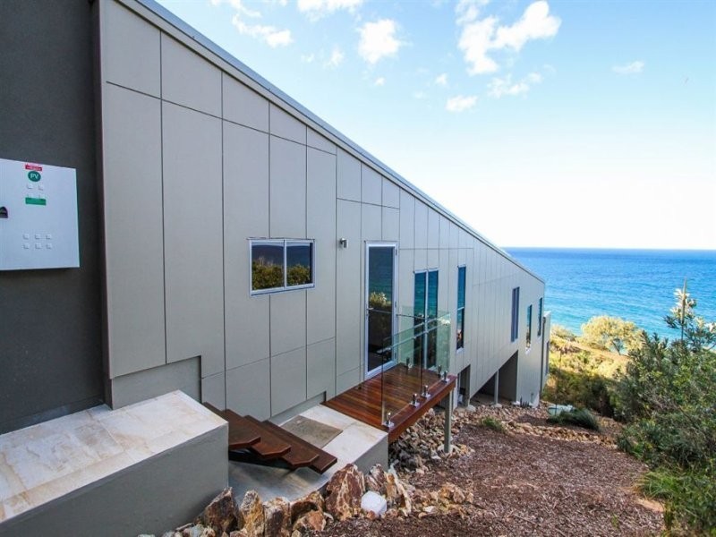 71 Sunrise Close Sunrise, Agnes Water QLD 4677