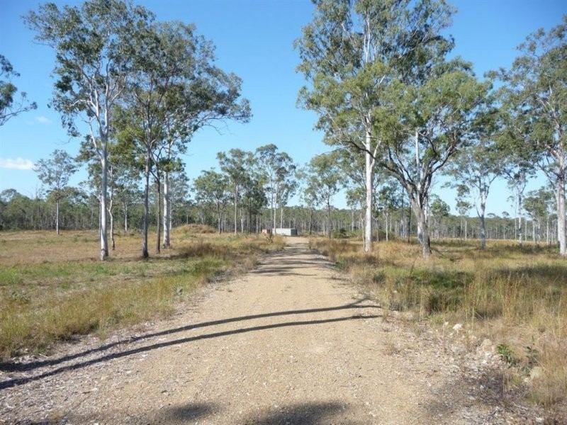 730 Round Hill Road, Captain Creek QLD 4677